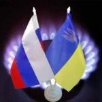 Flags of Russia and Ukraine displayed together