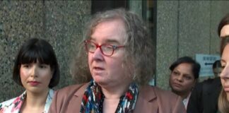 Roxanne Tickle wins landmark ruling against female-only app
